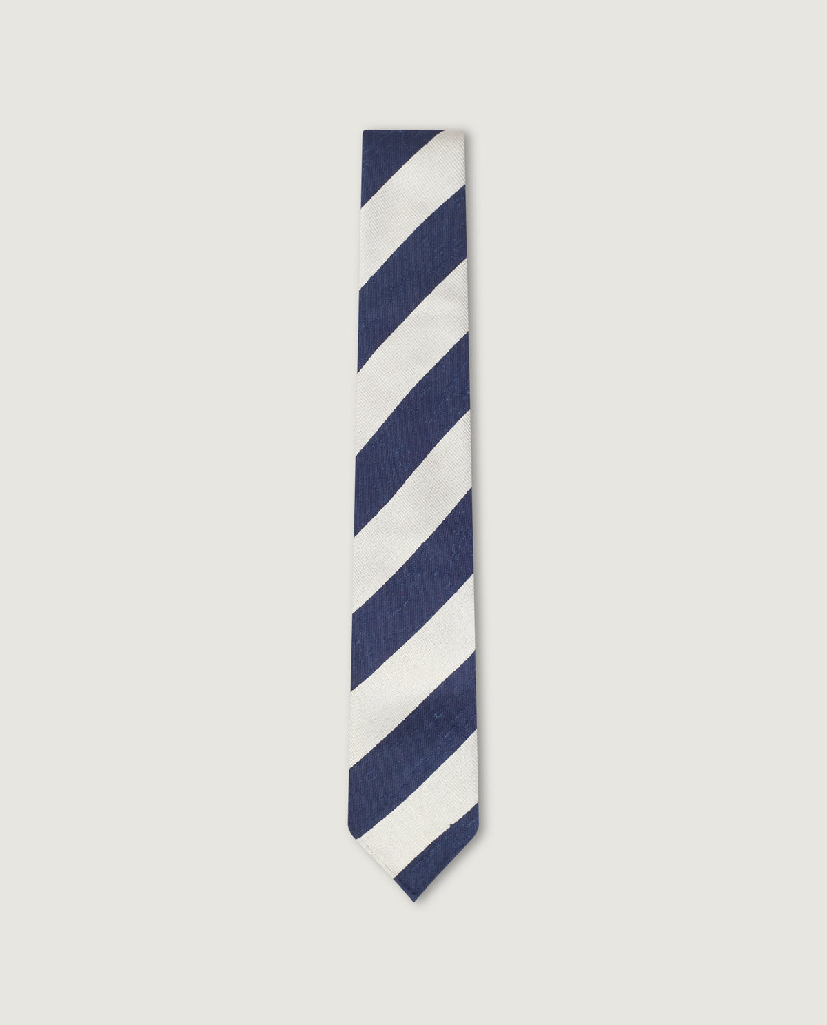 c/4/b/8/c4b8e2be54368260d8d0c6d288ba08dc55e1c3bb_698TYT004880391_1.jpg