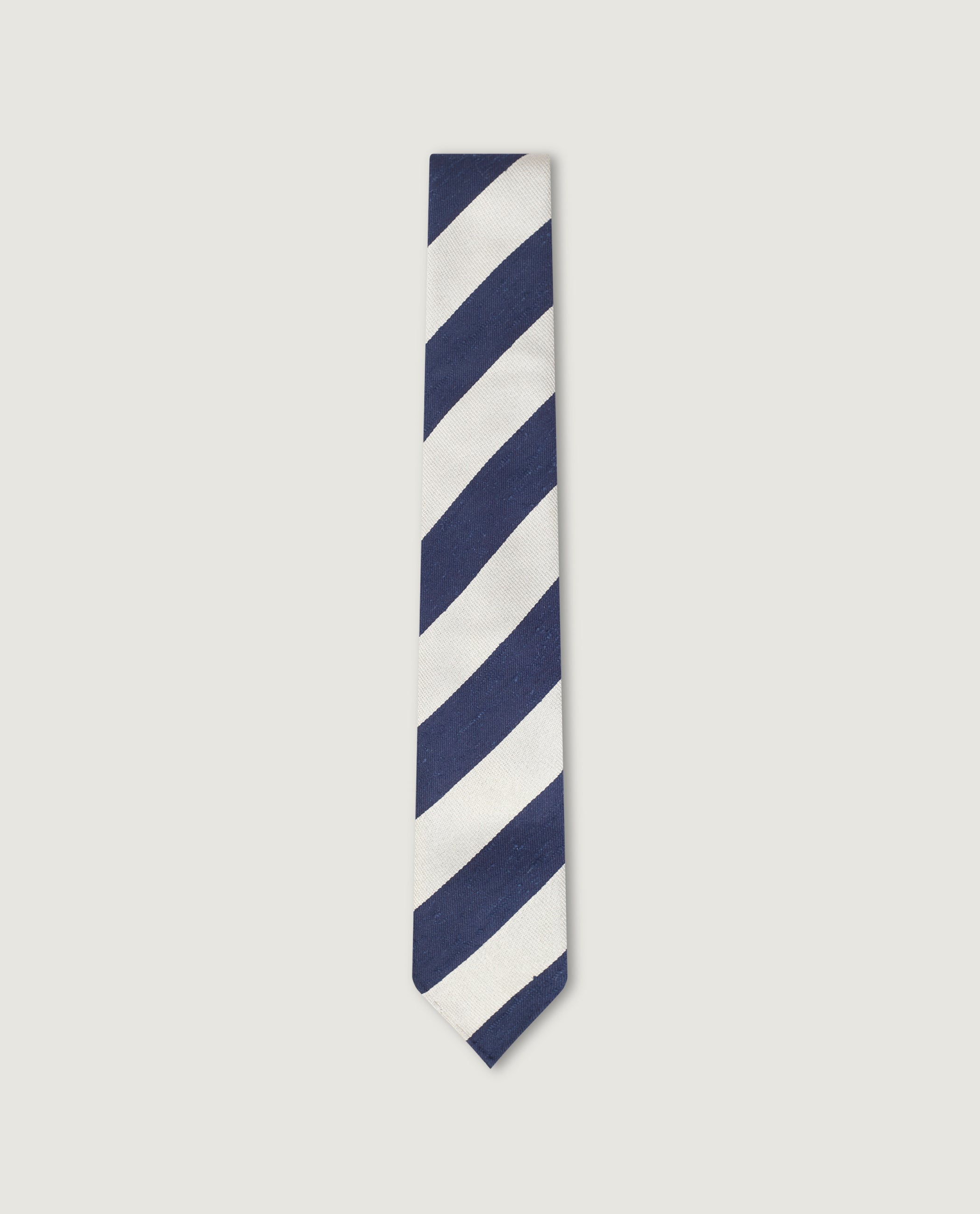 c/4/b/8/c4b8e2be54368260d8d0c6d288ba08dc55e1c3bb_698TYT004880391_1.jpg