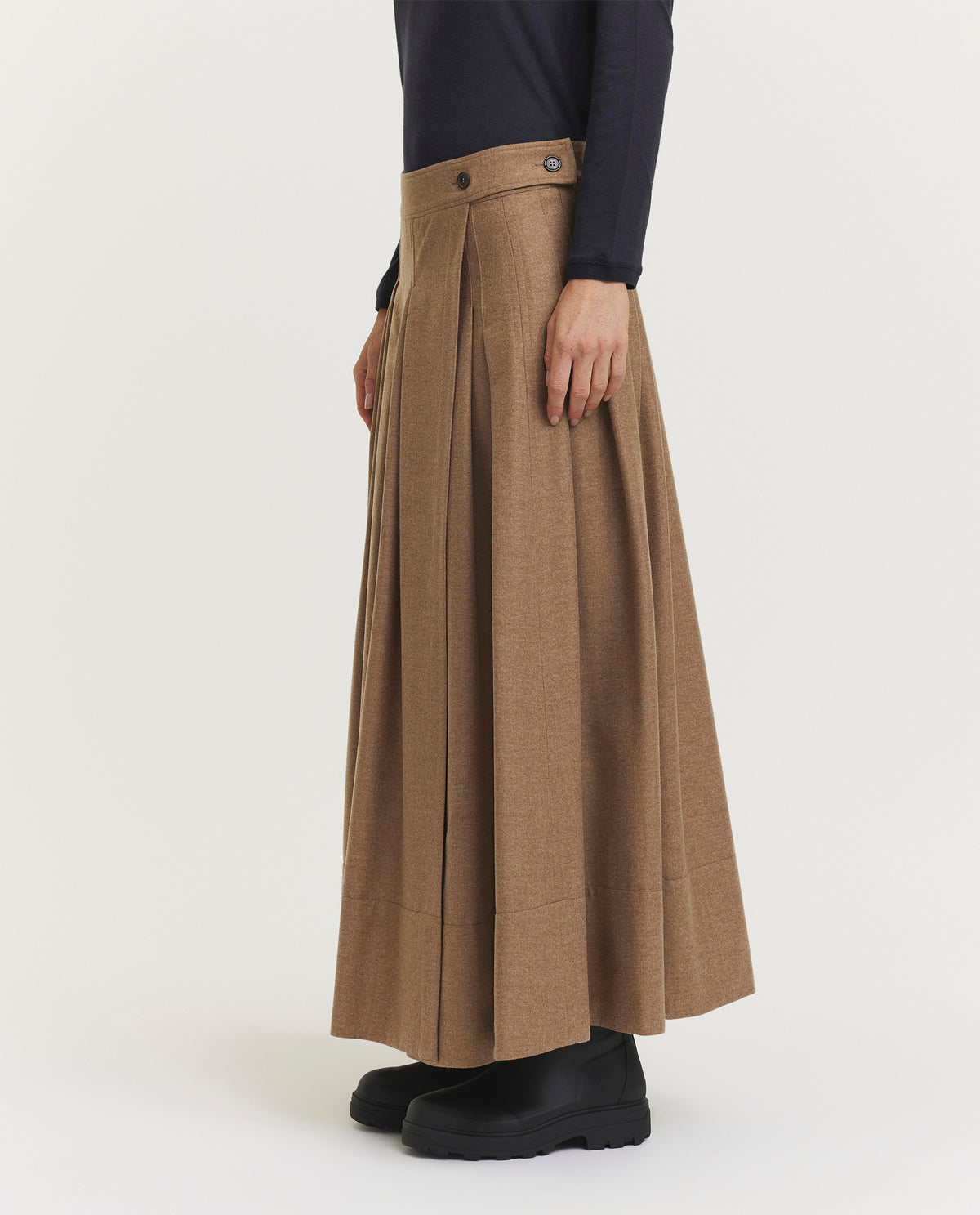 Pleated skirt