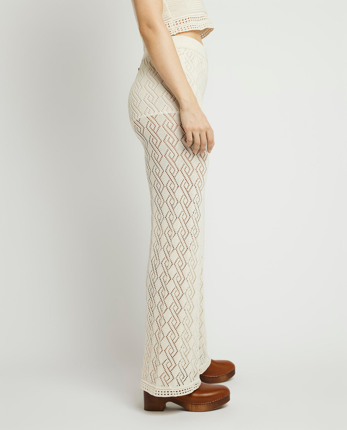 Cotton crochet trousers