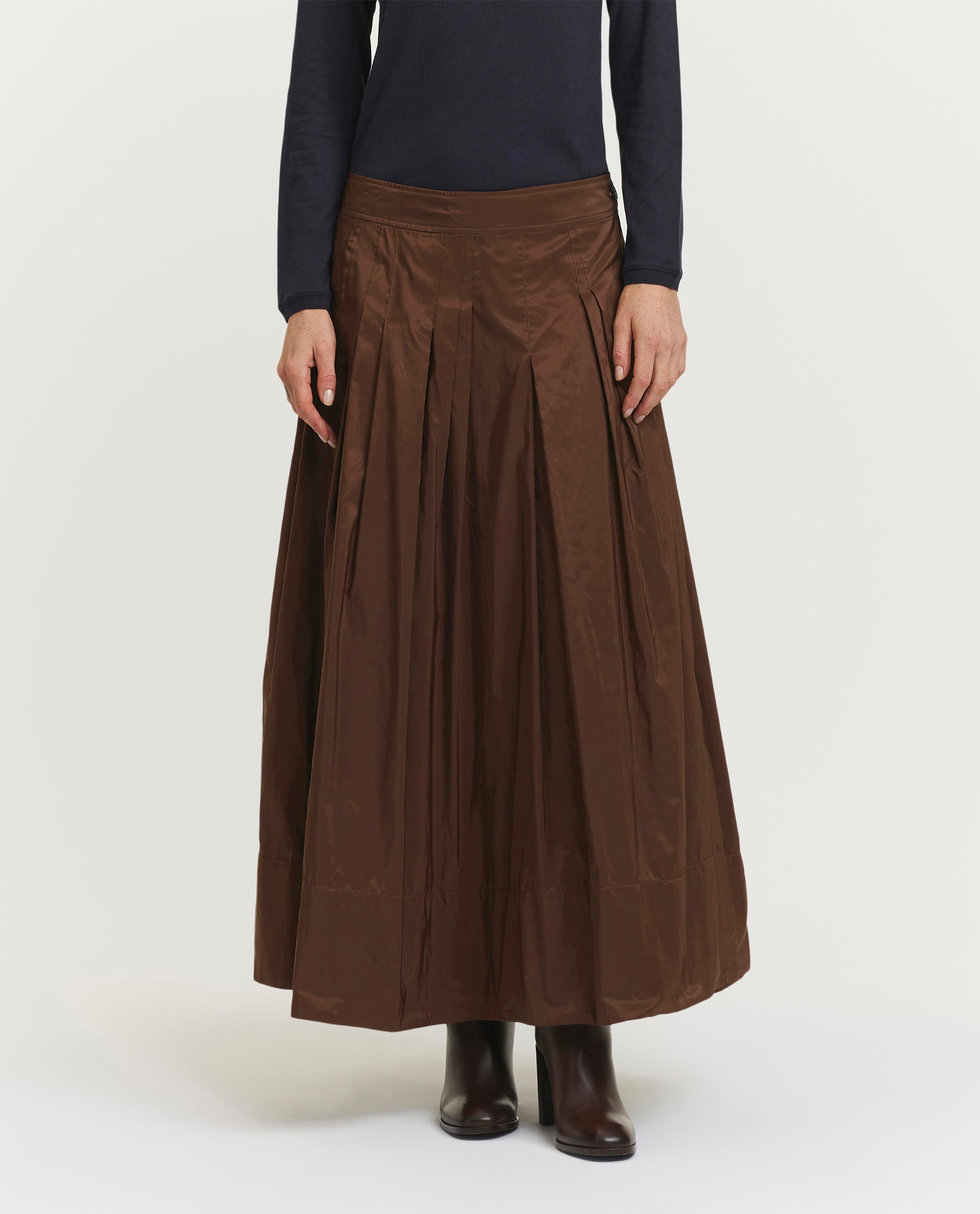 Pleated skirt