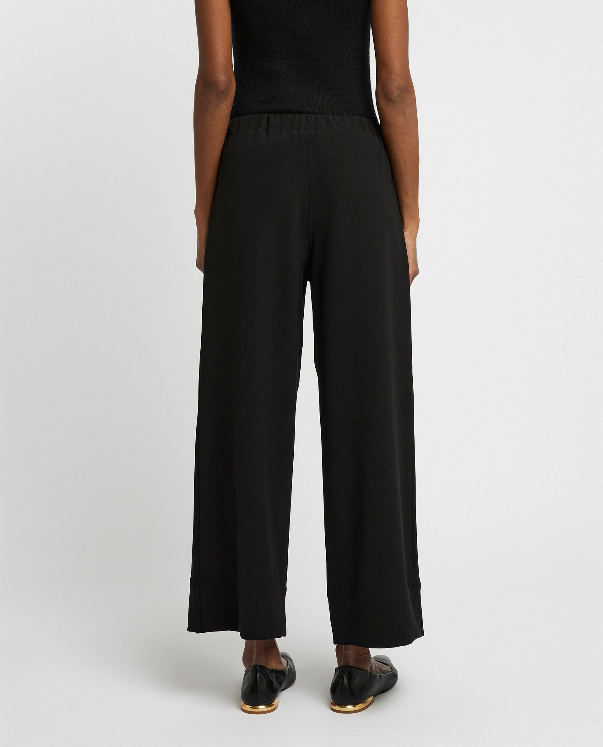 Wide leg trousers