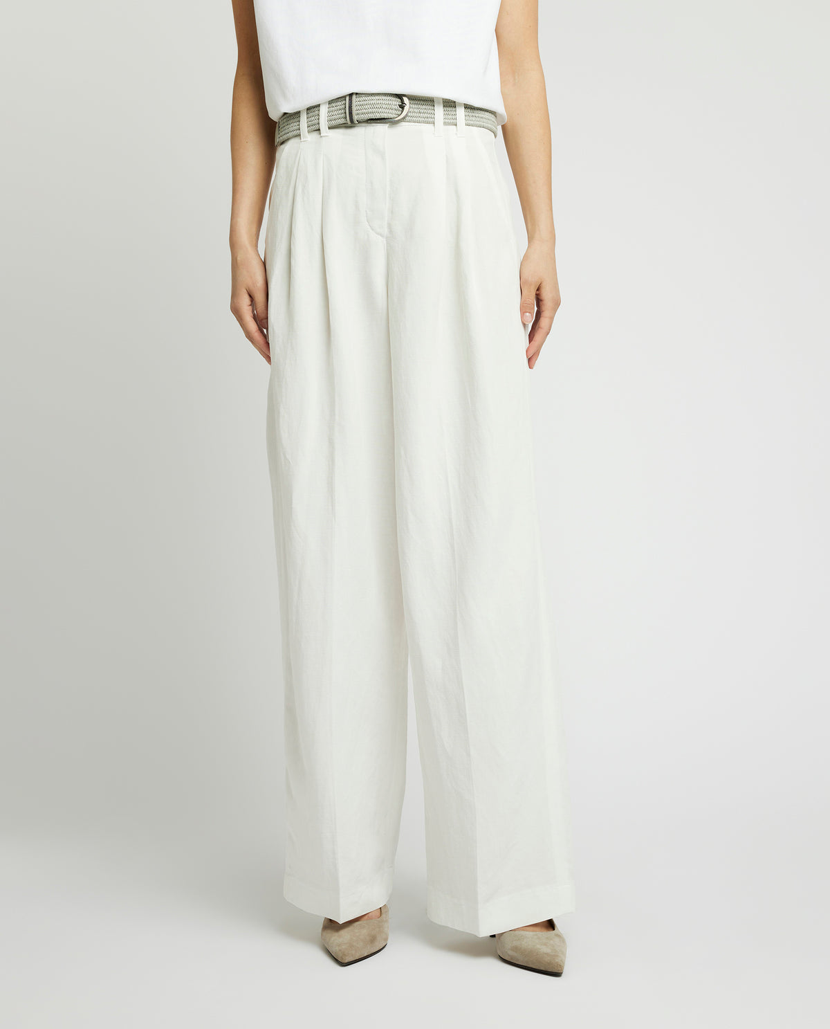 Wide leg trousers