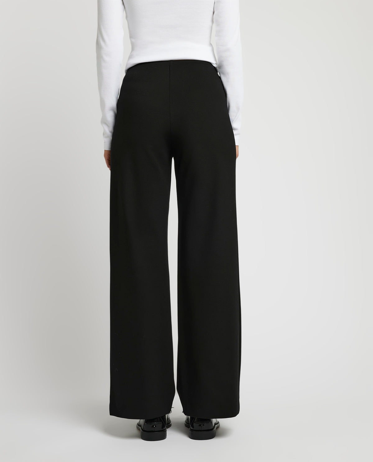 Wide leg pants