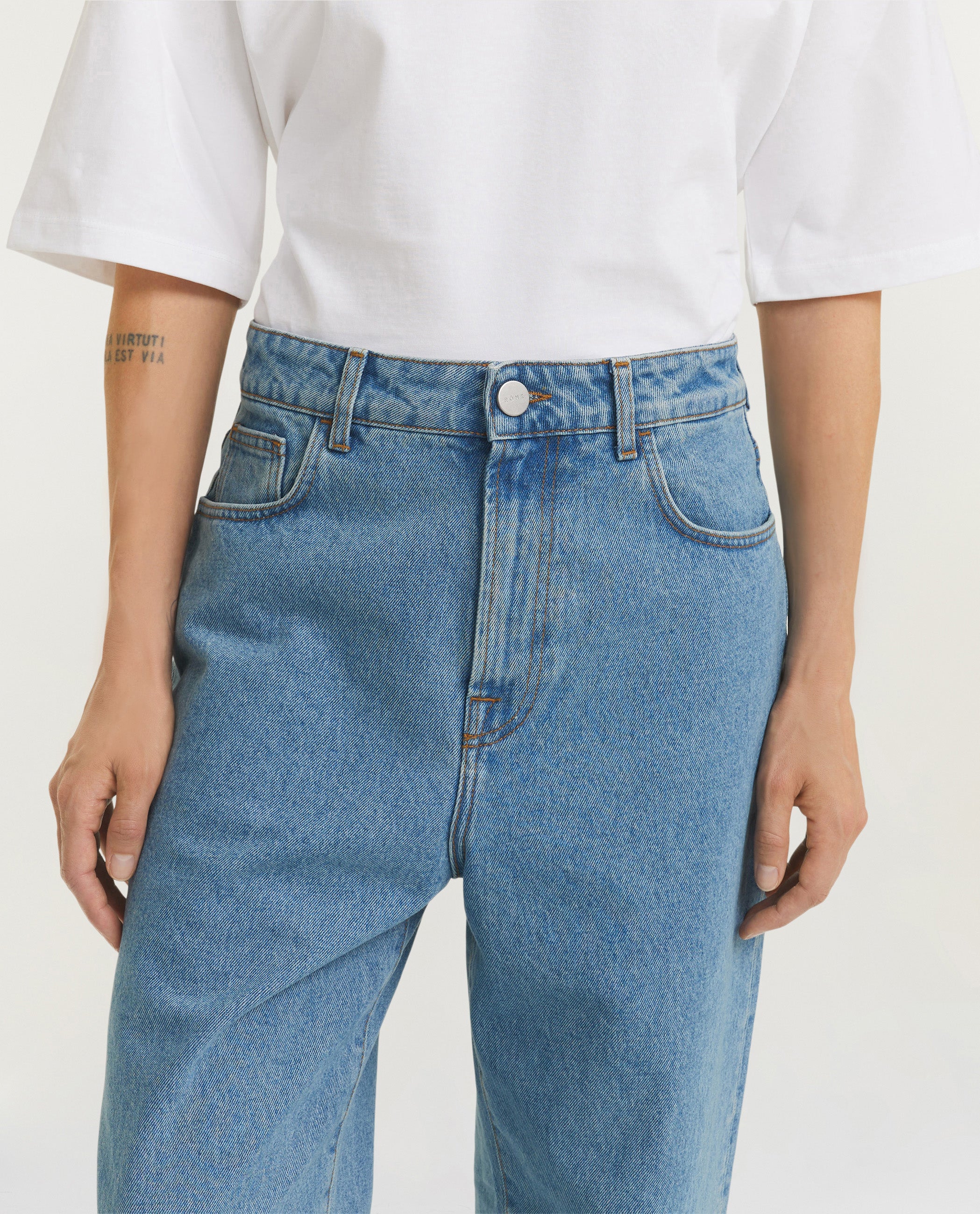 Signature Baggy Fit Denim - Lichtblauw