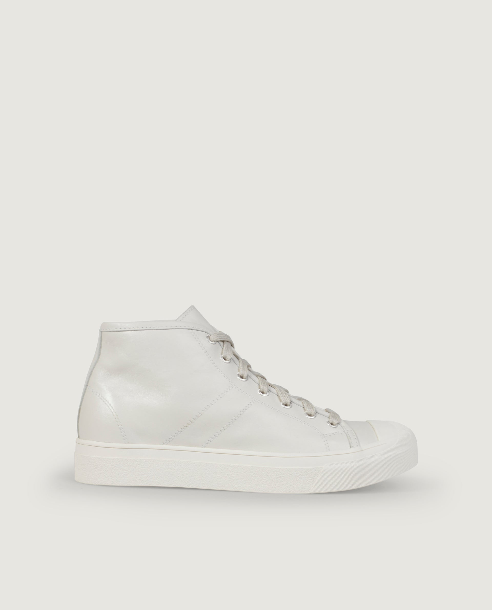 Foster sneakers in leather