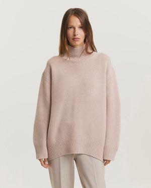 Knitted turtleneck sweater 