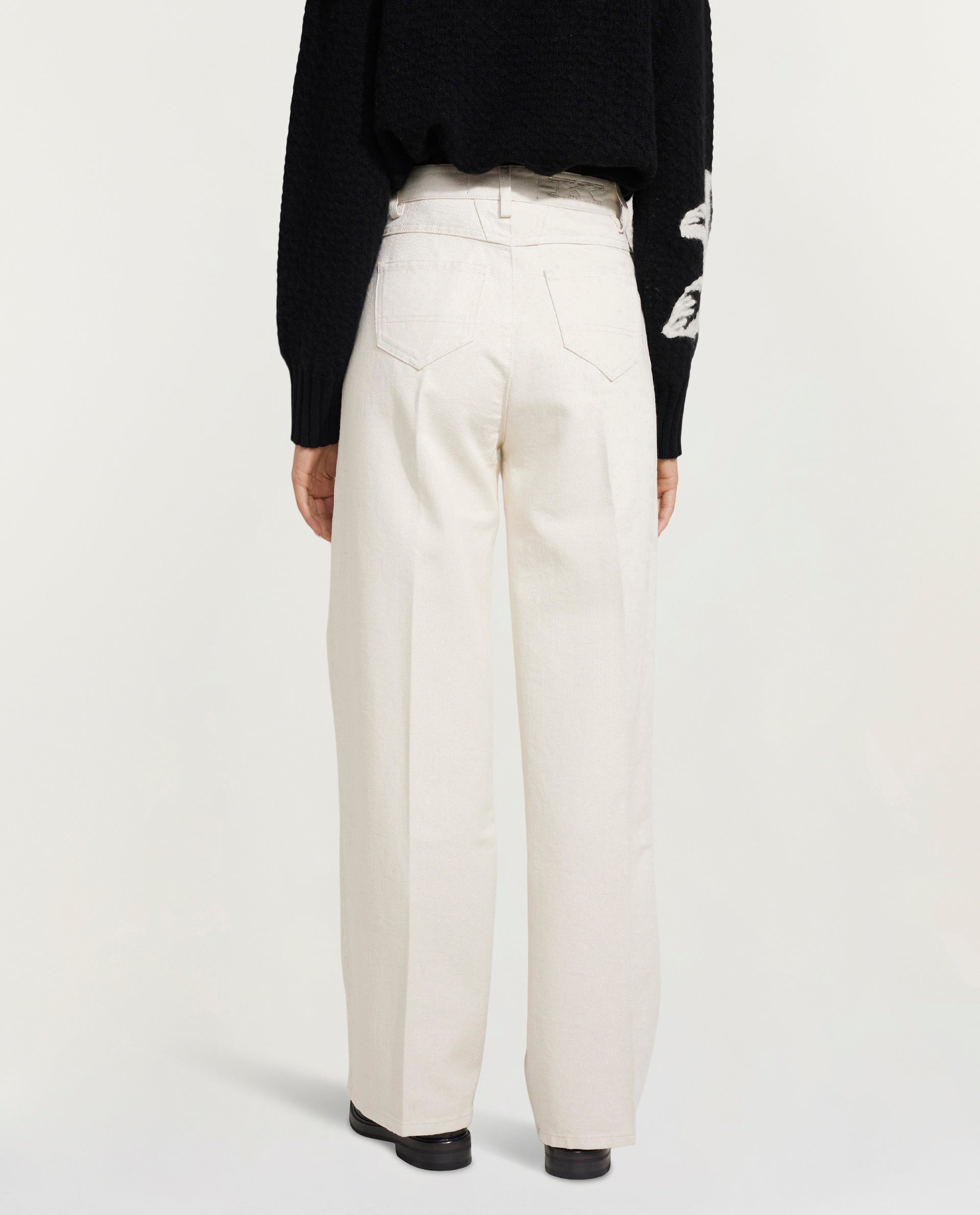 Wide leg trousers