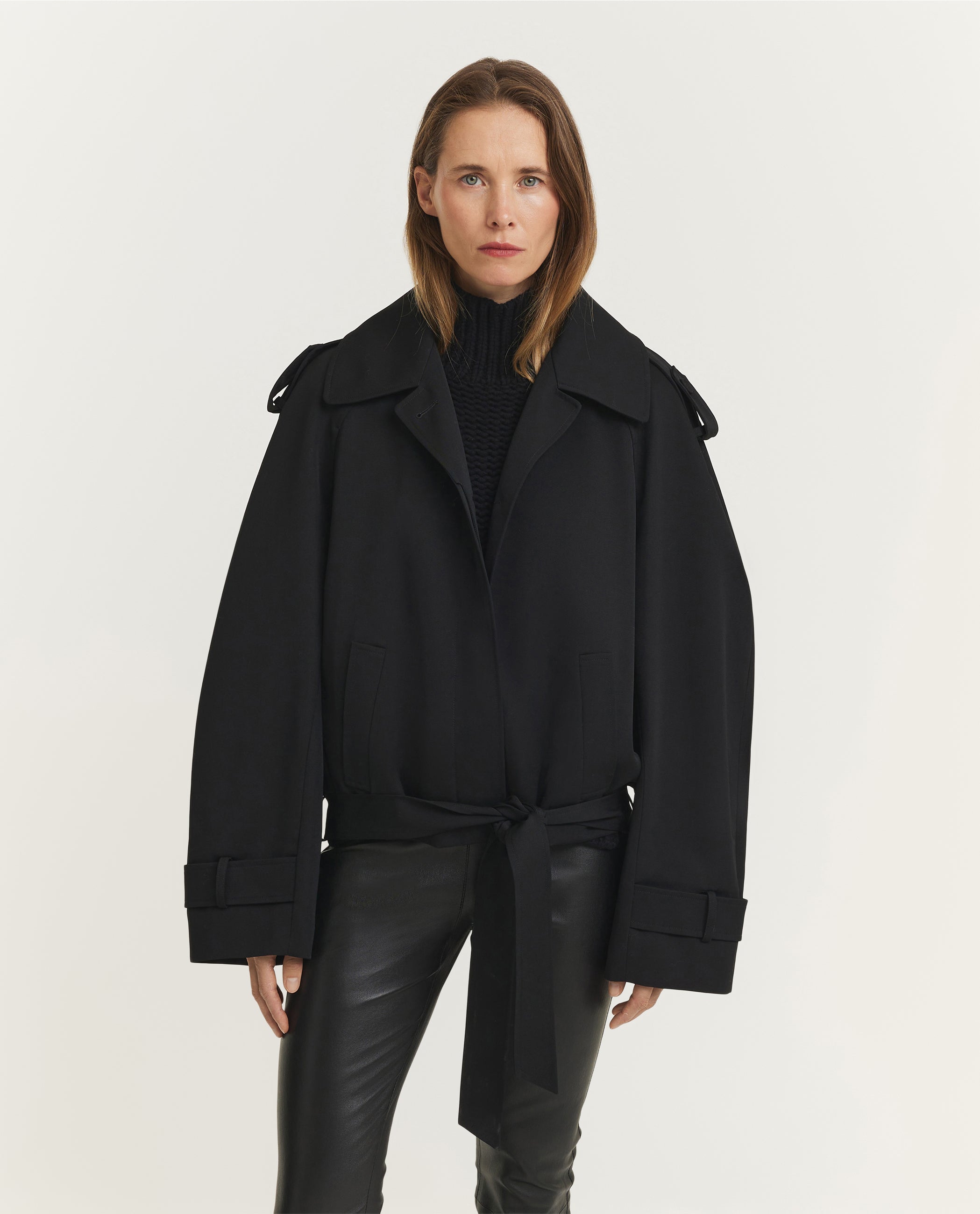 Korte Wollen Trenchcoat - Zwart