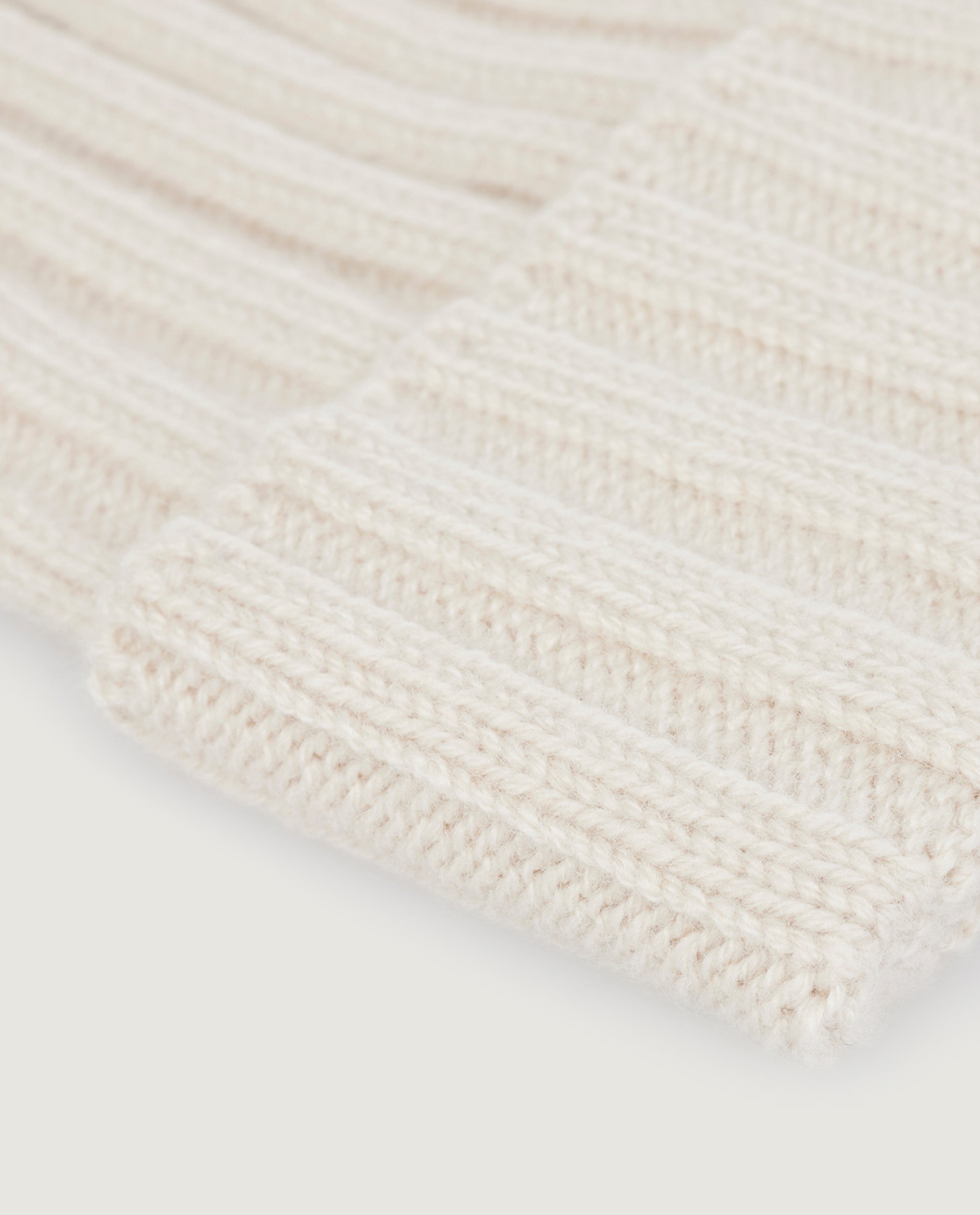 Cashmere Muts - Ecru