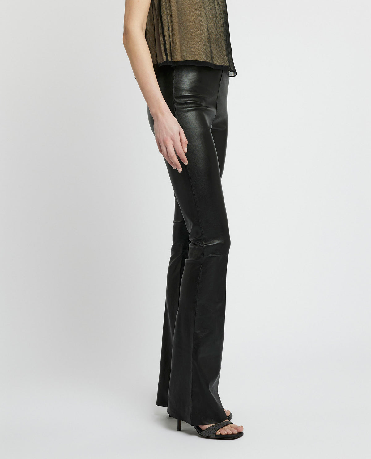 Flared trousers in stretch leather