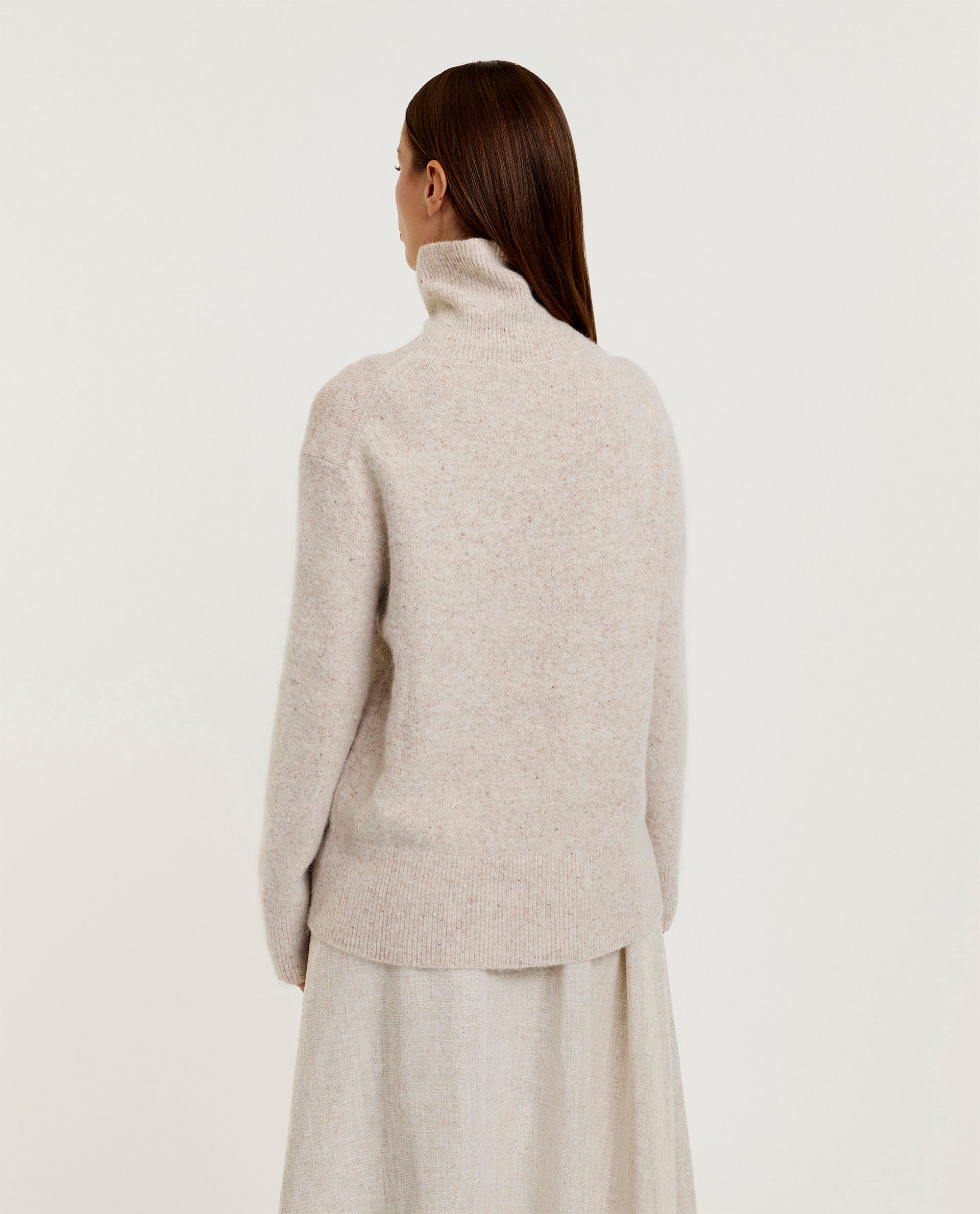 Loose wool pullover