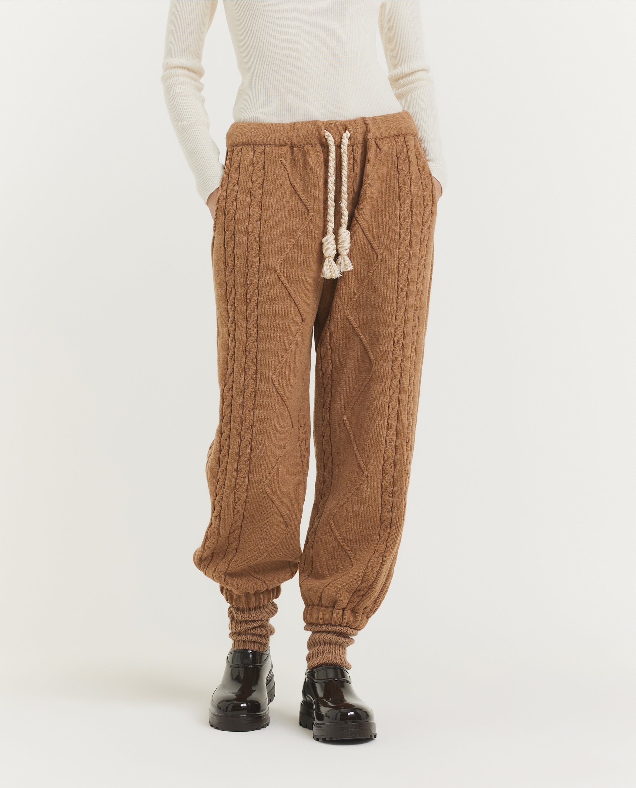 Essential Wollen Kabel Jogger - Lichtbruin