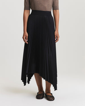 Asymmetrical plissé skirt