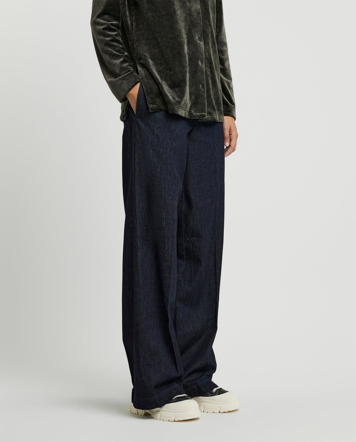 Loose cotton trousers