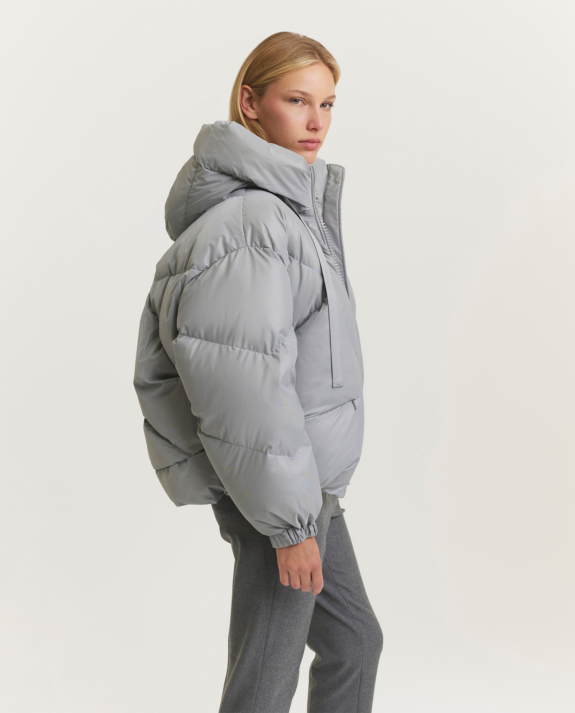 Short down jacket