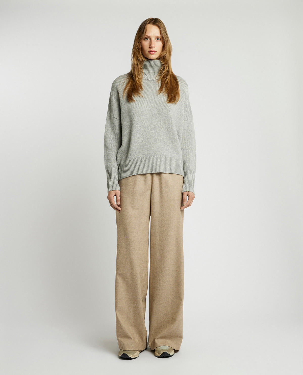 Wide wool trousers