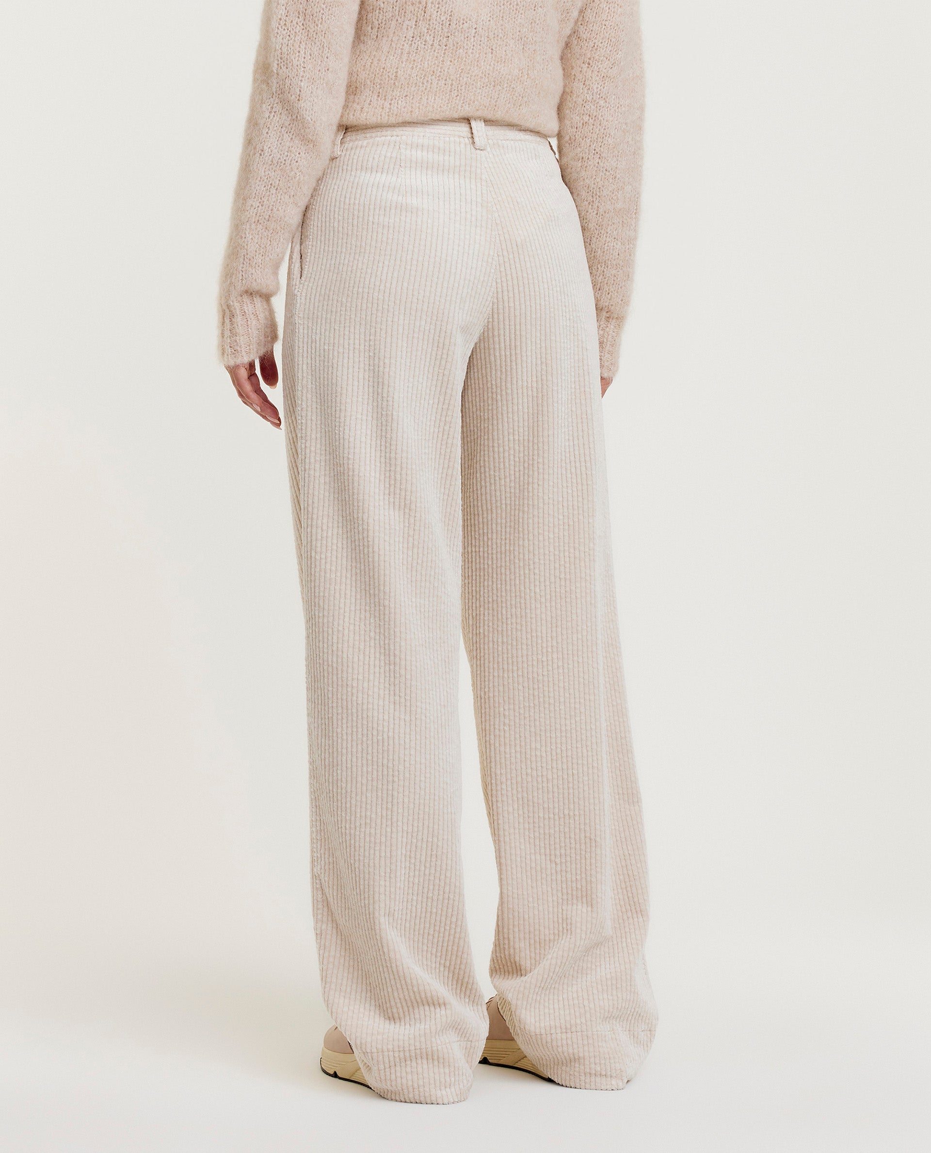 Wide leg trousers