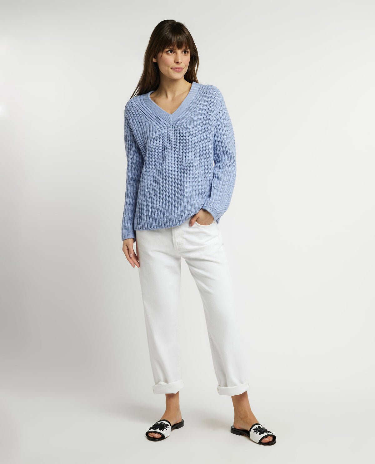 Cashmere V-neck sweater