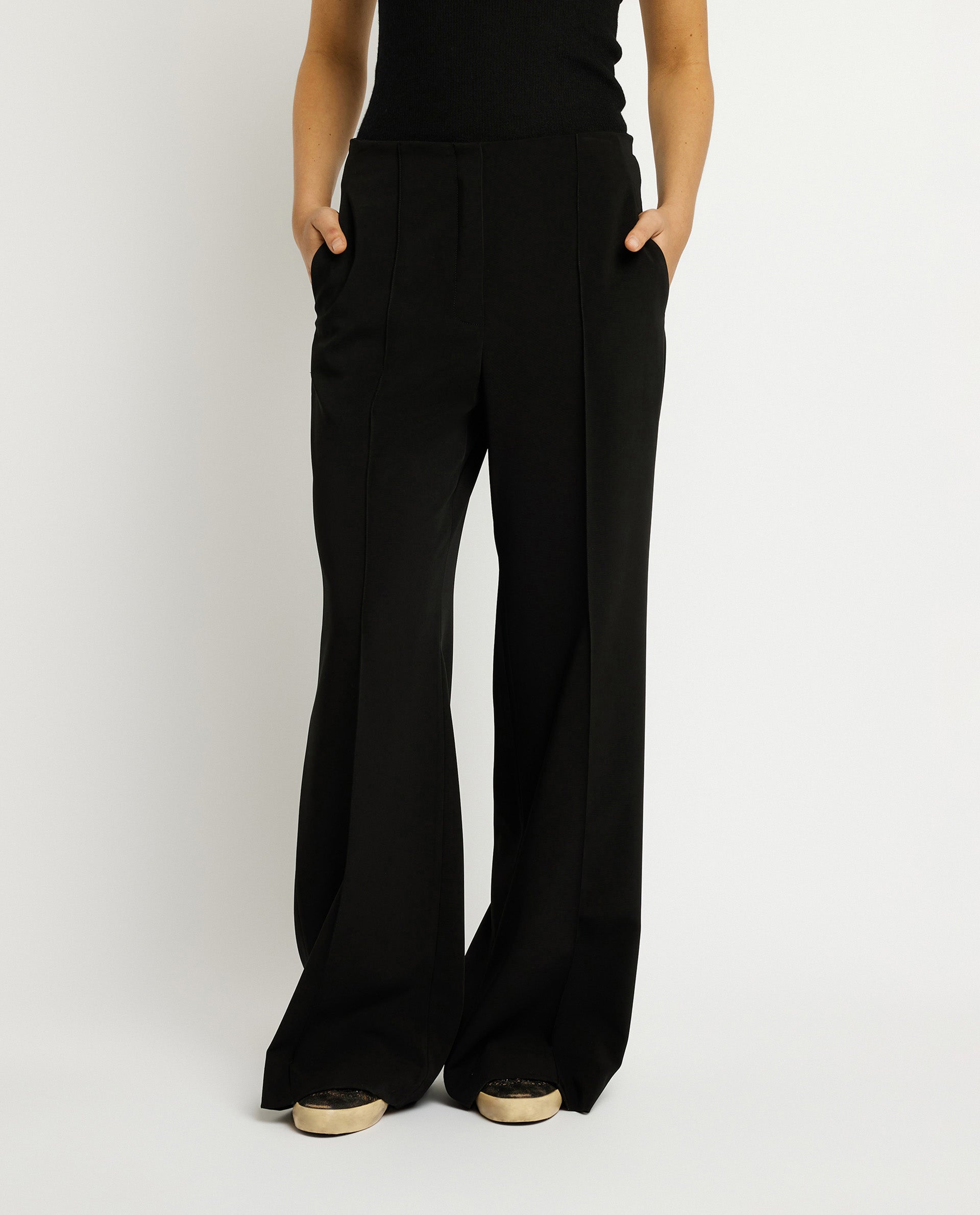 Wide leg pants