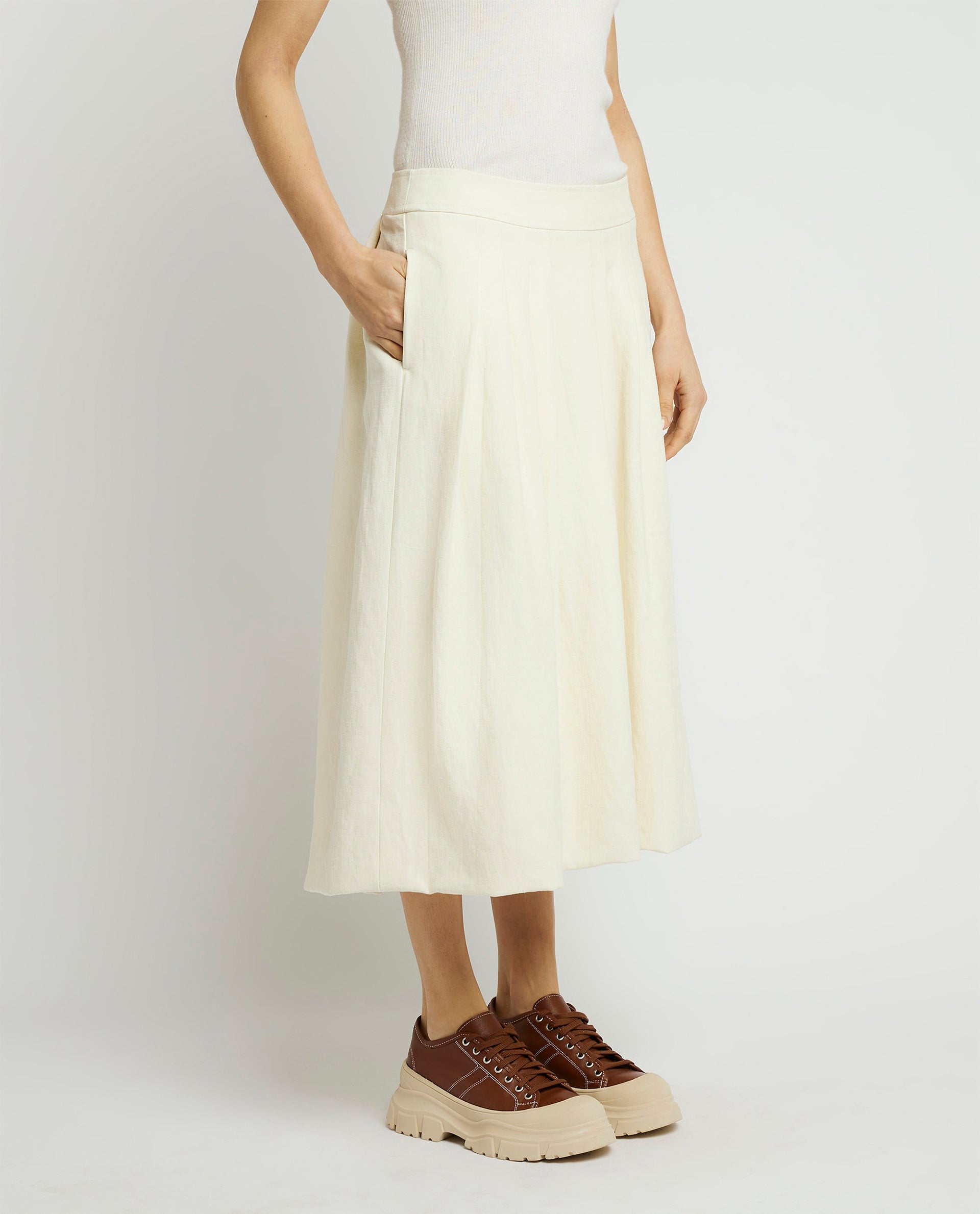 Linen midi skirt