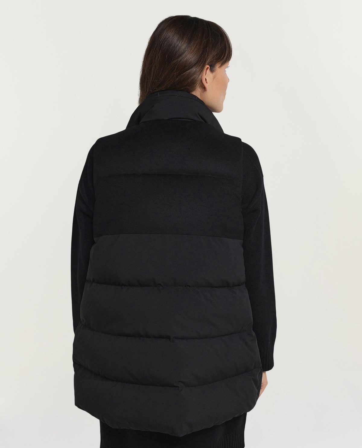 Padded sleeveless jacket