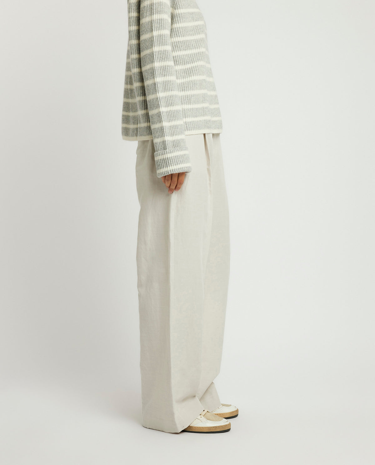 Loose cotton blend trousers