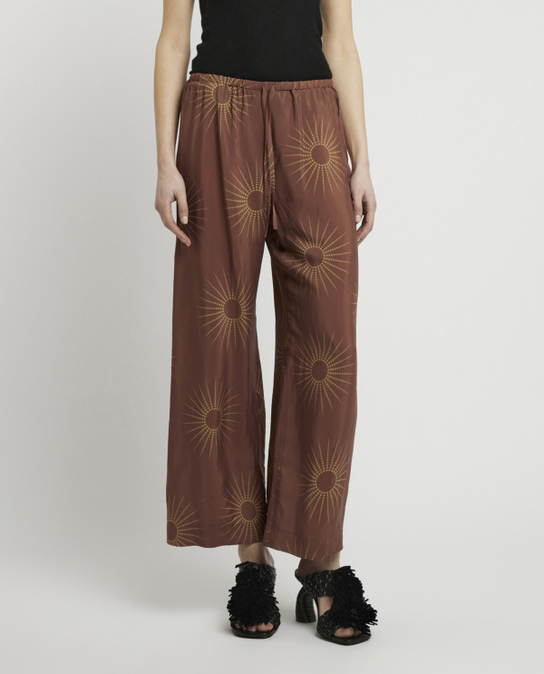 Wide leg trousers