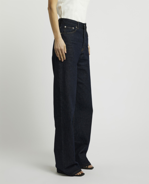 Wide leg jeans