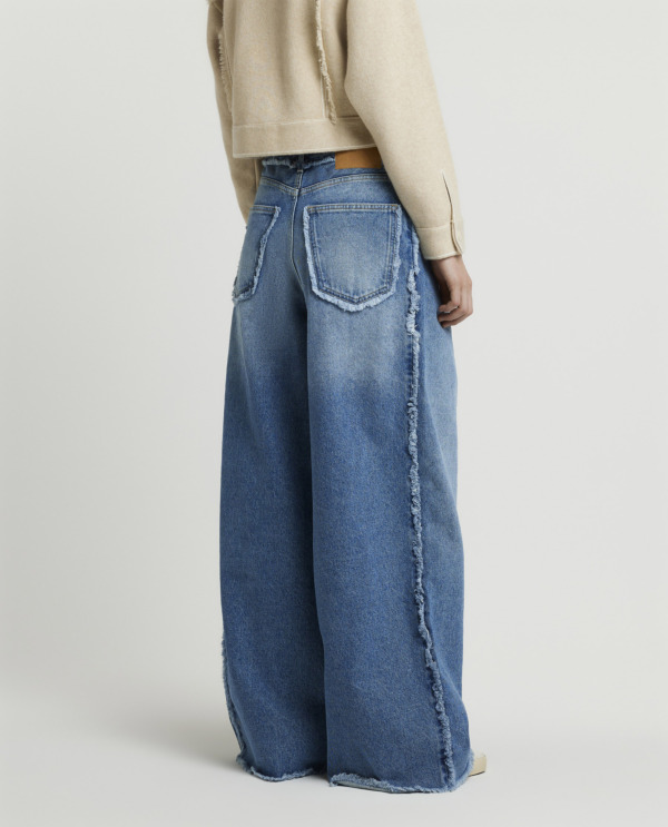 Wide leg jeans