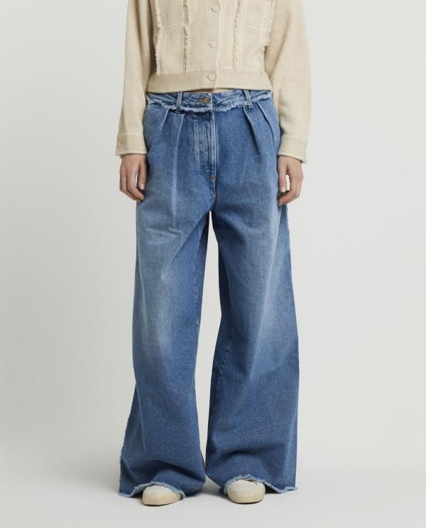 Wide leg jeans