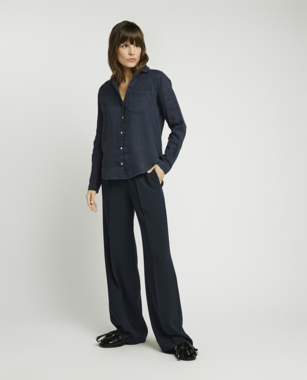 Wide leg trousers