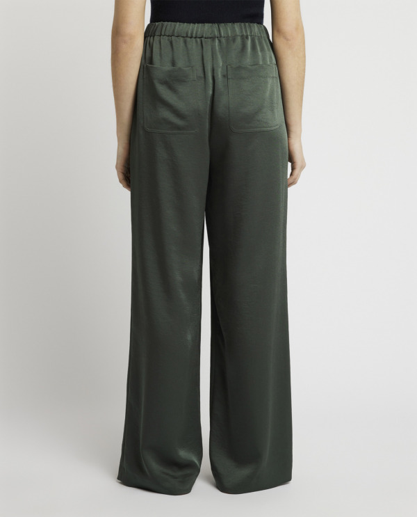 Wide leg pants