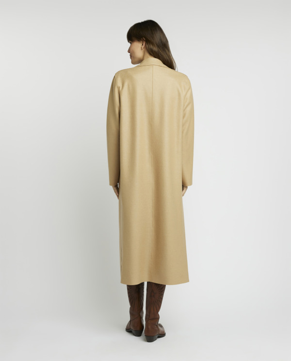 Lange jas in licht geperst wol