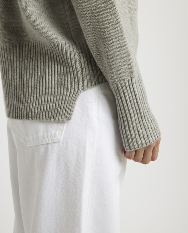 Cashmere sweater