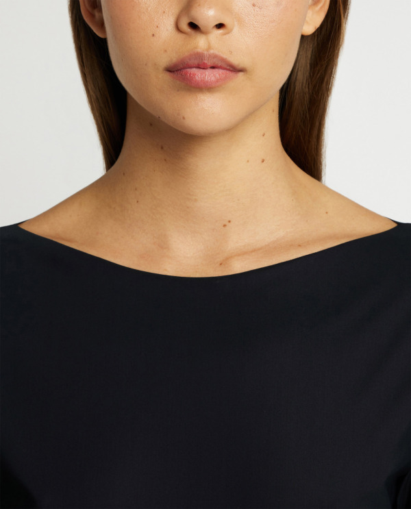 Boat-neck top