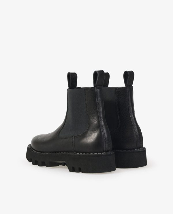 Chelsea boots 