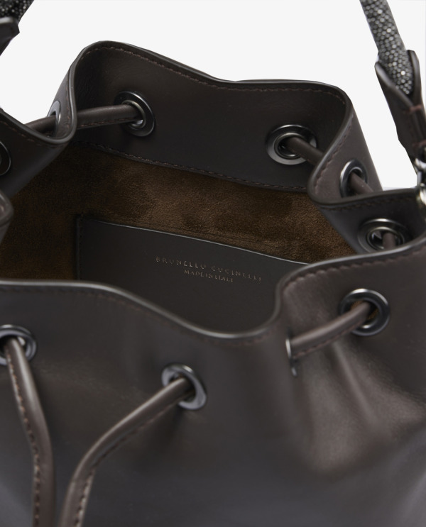 Leather bucketbag with monili