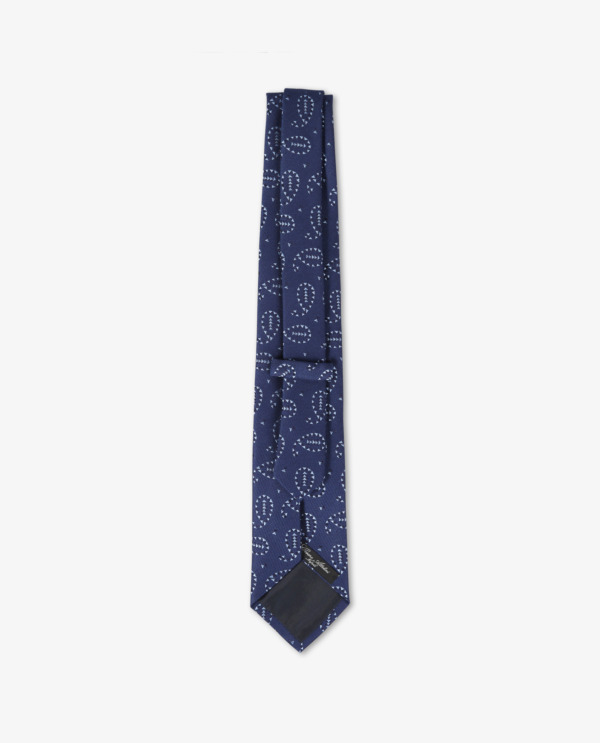 Silk tie